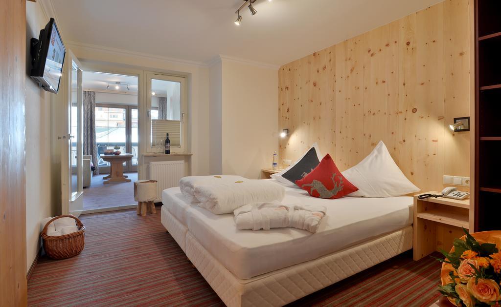 Wohlfuehlhotel Schiestl Fugen Bagian luar foto