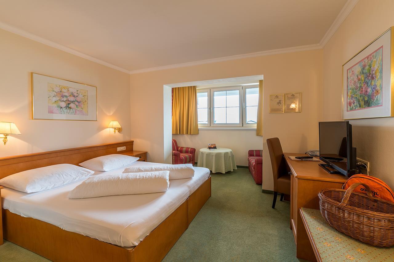 Wohlfuehlhotel Schiestl Fugen Bagian luar foto