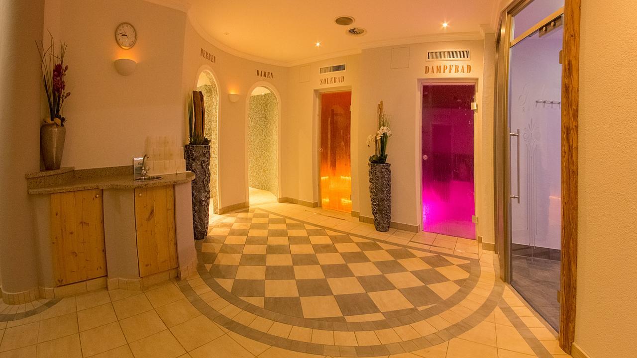 Wohlfuehlhotel Schiestl Fugen Bagian luar foto