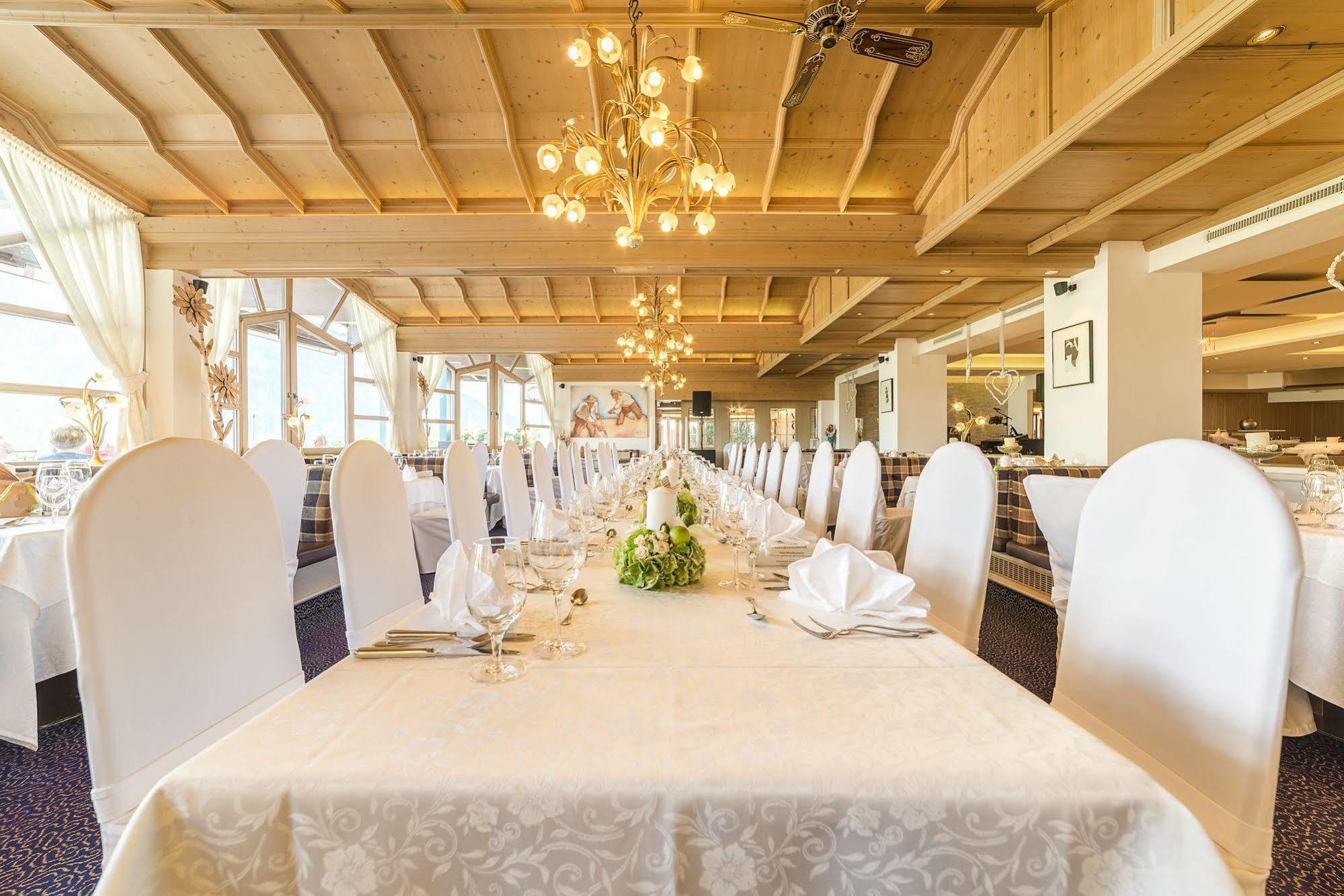 Wohlfuehlhotel Schiestl Fugen Bagian luar foto